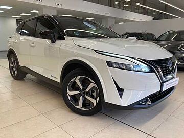 Nissan QASHQAI 1.5 E-POWER N-CONNECTA 190CV QASHQAI 1.5 E-POWER N-CONNECTA 190CV LUNAR WHITE MIDNIGHT BLACK